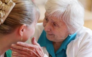 Сиделка для больного с деменцией и болезнью Альцгеймера – вопросы и ответы