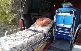 Транспортировка лежачего больного: как обеспечить необходимые комфортные условия пациенту