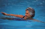 Плавание для пожилых людей: нормы и особенности