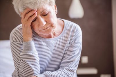 Деменция у пожилого человека: факторы риска, симптомы, лечение, видео