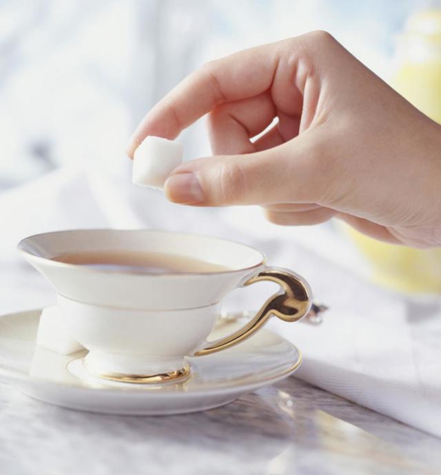 Как правильно пить почечный чай пожилым людям: возможные осложнения