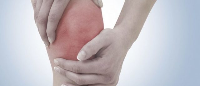 Причины развития тендита сухожилий коленного сустава: большие физические нагрузки и травмы