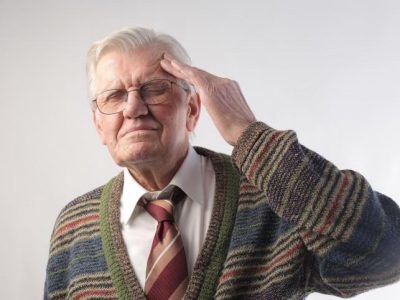 Деменция смешанного типа у пожилых людей: симптомы и лечение