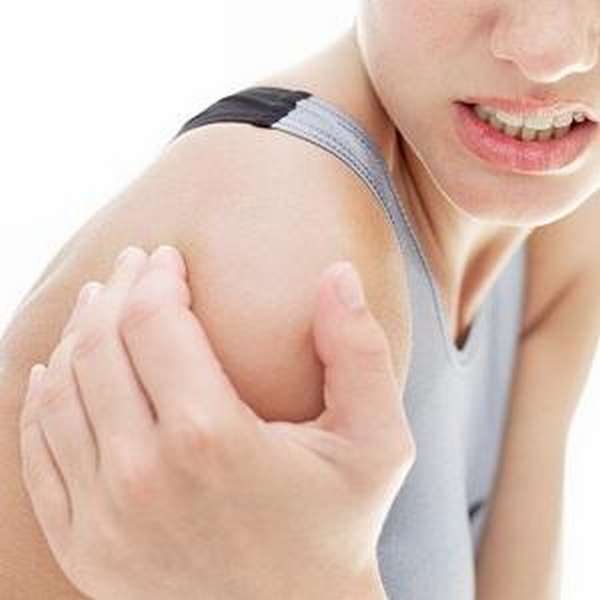 Причины развития миозита плеча: инфекции и переохлаждения