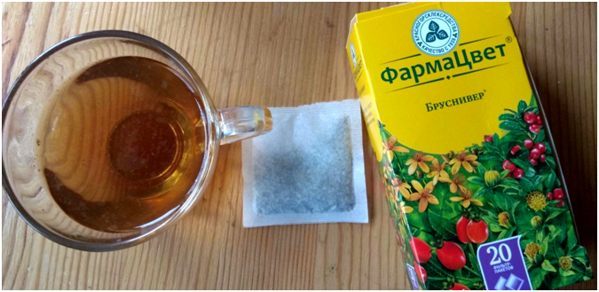 Как правильно пить почечный чай пожилым людям: возможные осложнения