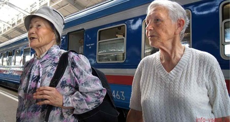 Как оформить льготный проезд в ЖД транспорте пенсионеру в 2020 году: полный список документов