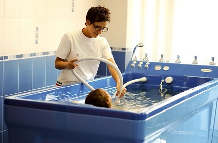 Вихревые ванны: показания и противопоказания в любом возрасте